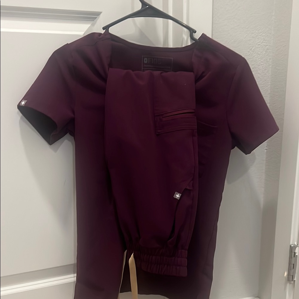 Figs Purple Short Sleeve scrub top and high wasted petite jogger bottoms